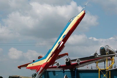 Ex German Su-22 dramatically posed at Sinsheim